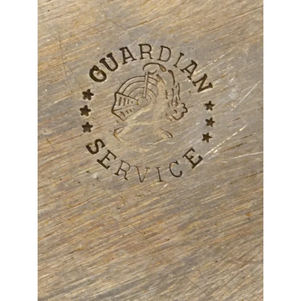Vintage Guardian Service 8